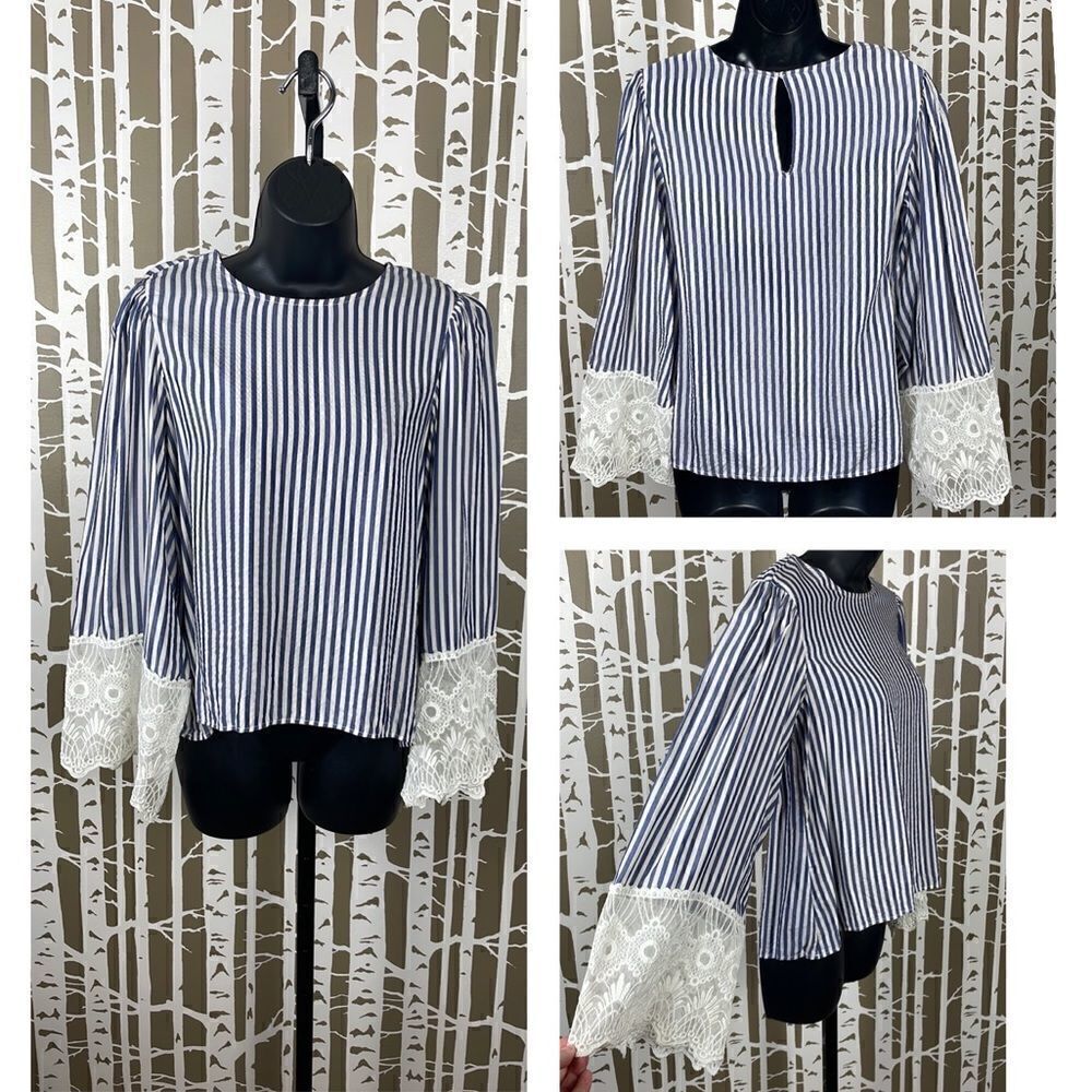 Striped Pullover Top with Lace Cuffs sz 2